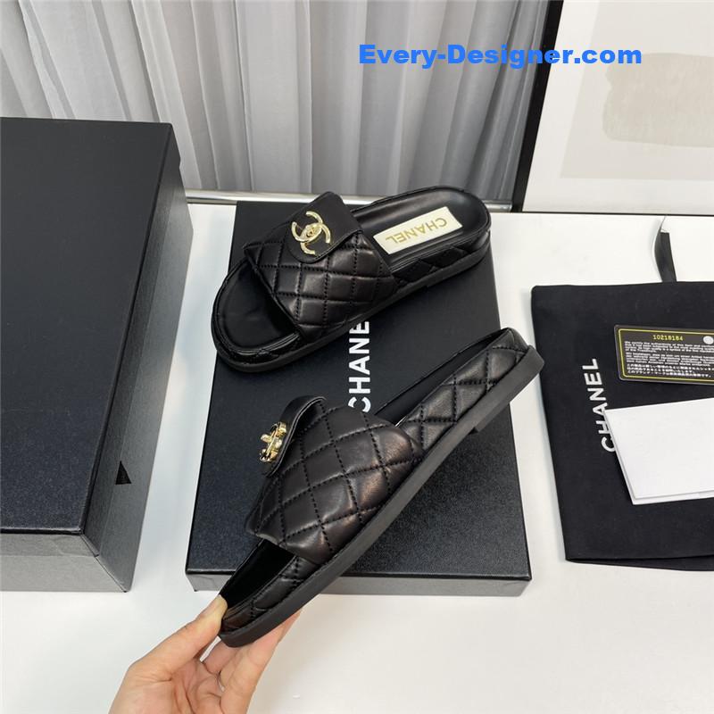 CC rhombus CC logo platform slippers