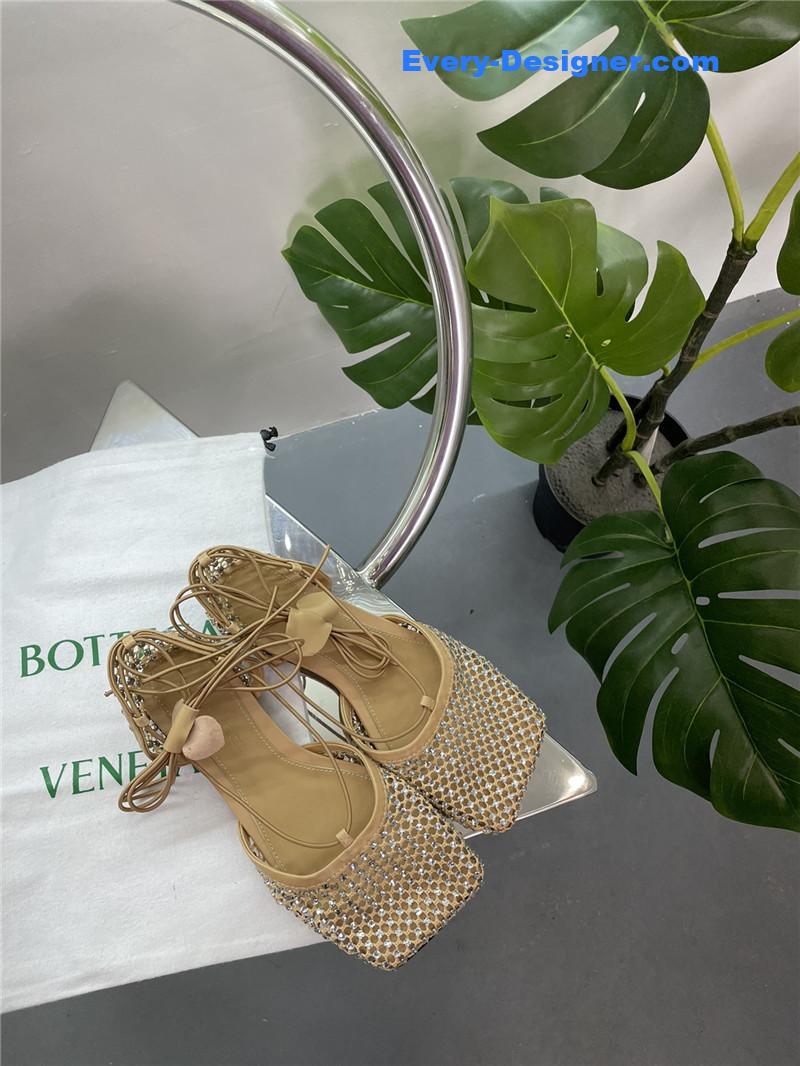 b0tt*ga ven*ta new mesh D1am0nd roman series sandals