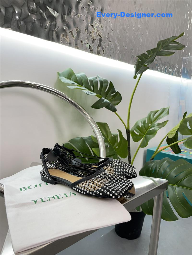b0tt*ga ven*ta new mesh D1am0nd roman series sandals
