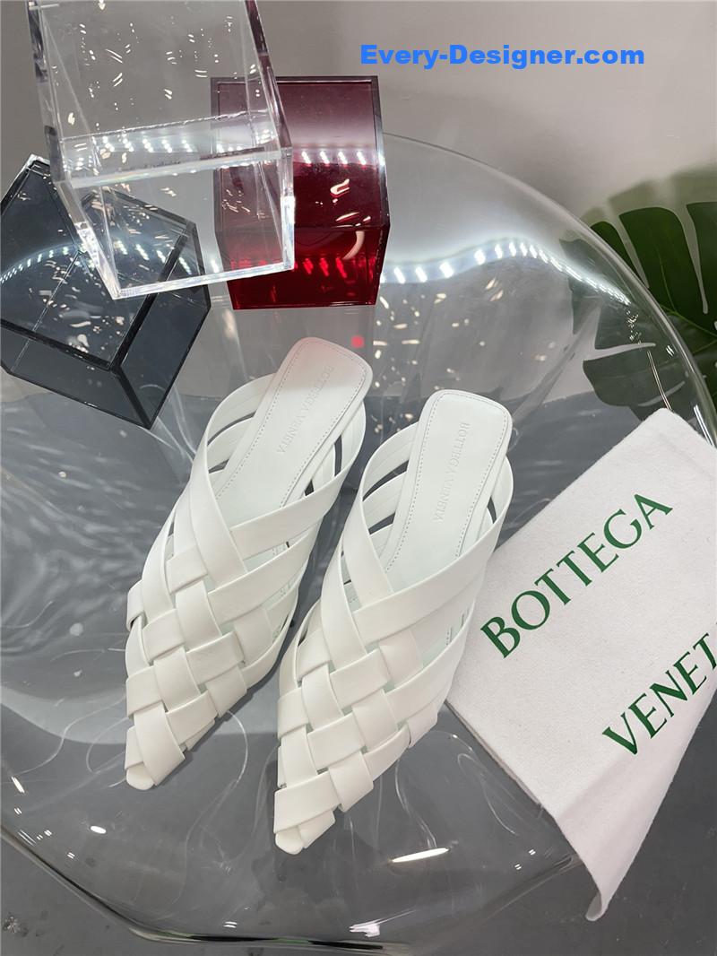 Bottega Veneta Square Toe Flat Woven Slides