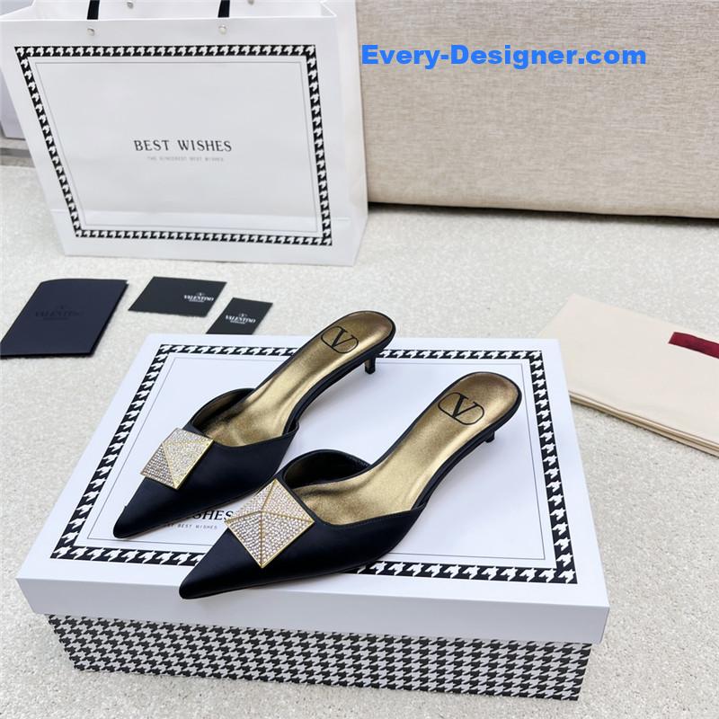 valentino latest V Logo buckle back air slippers