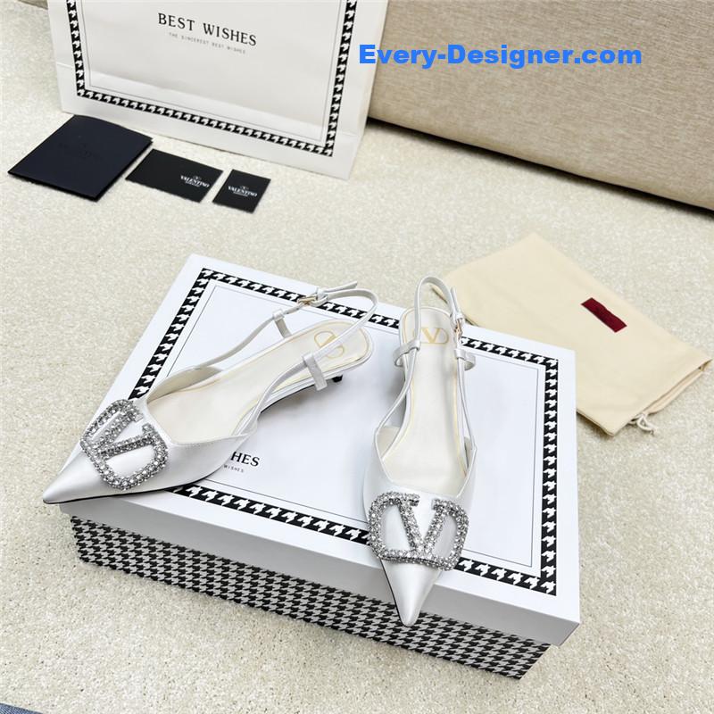 Va1e*ntin0 leather buckle pumps