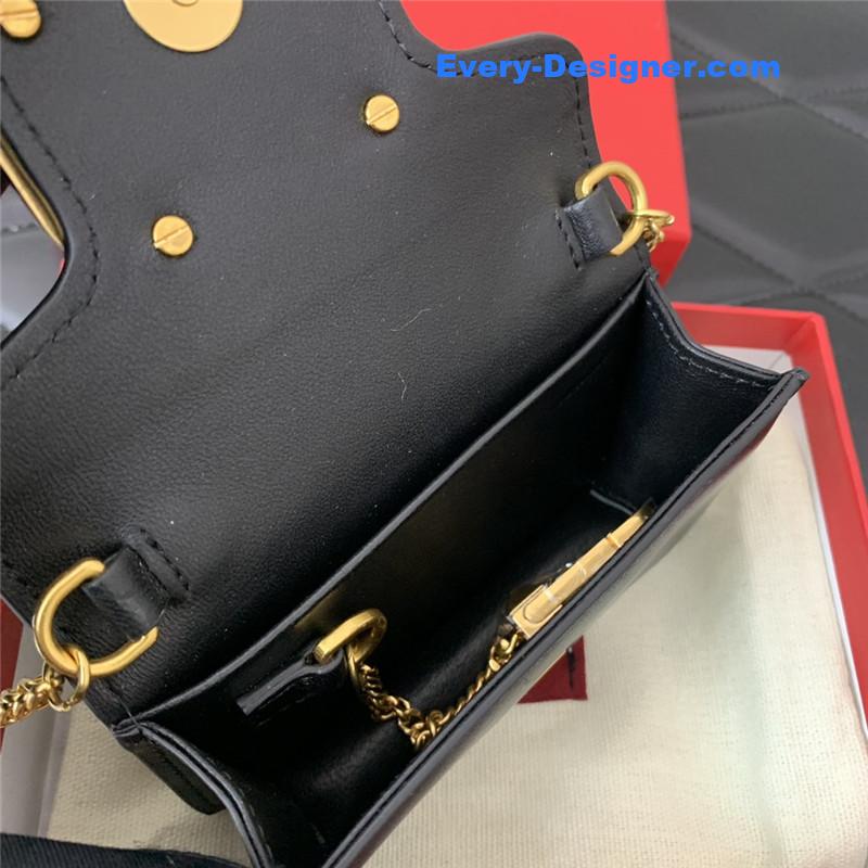 Va1e*ntin0 v logo leather bag