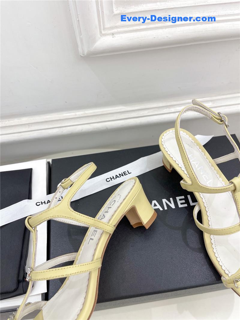 CC counter catwalk style chain sandals