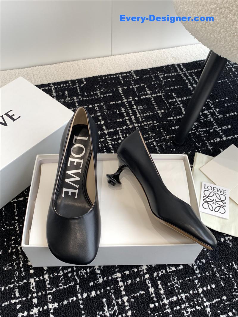 L0ew* round toe vase heel shoes