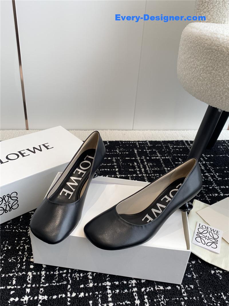 loewe round toe vase heel shoes