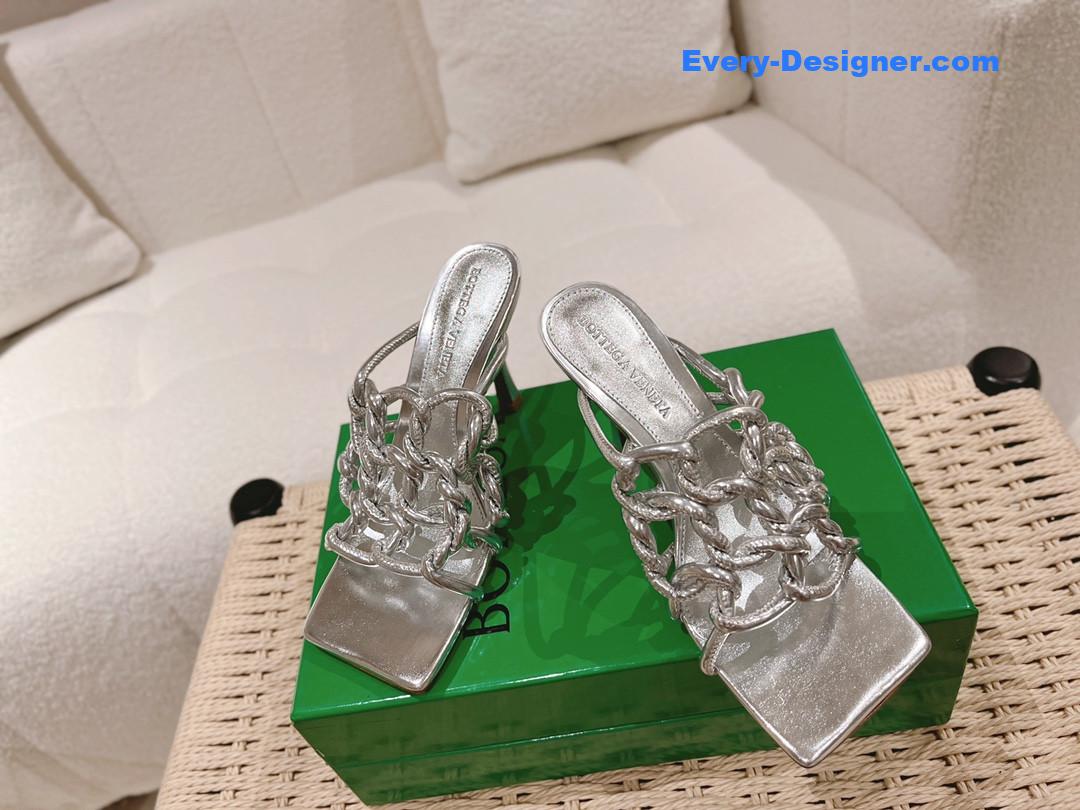 b0tt*ga Ven*ta handwoven sandals