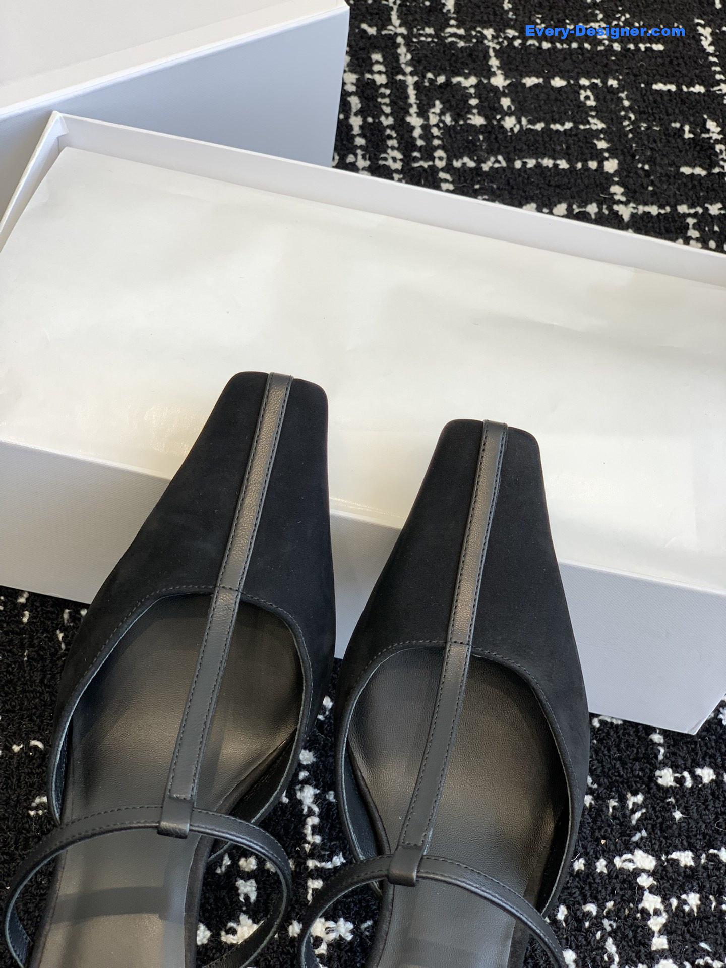 THE ROW T belt cat and muller sandals