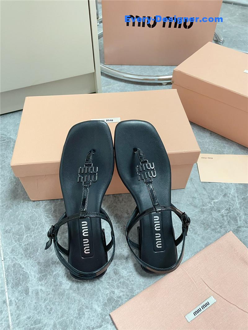 Miu Miu Black Vernice Sandals