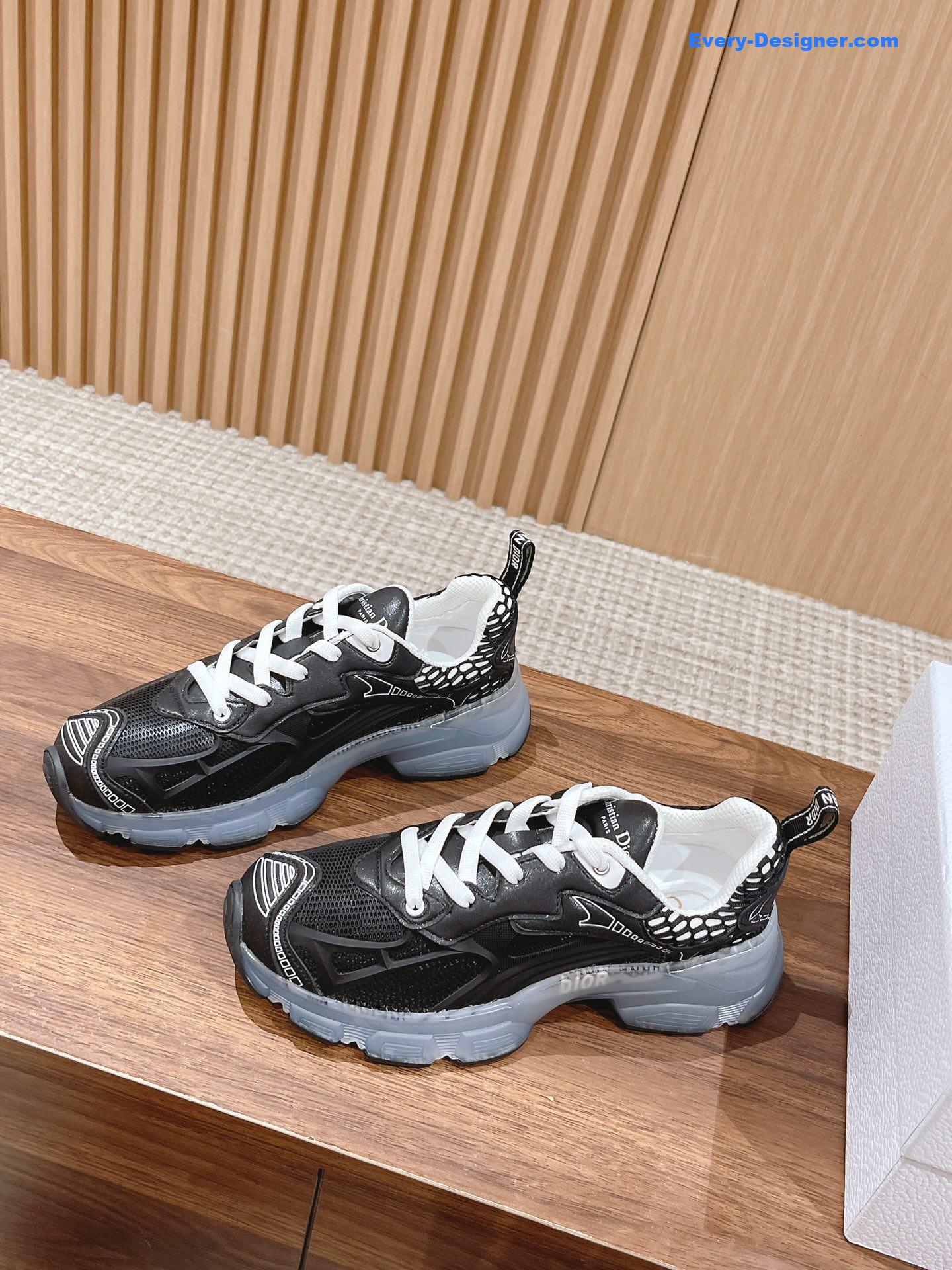 dior classic running shoes