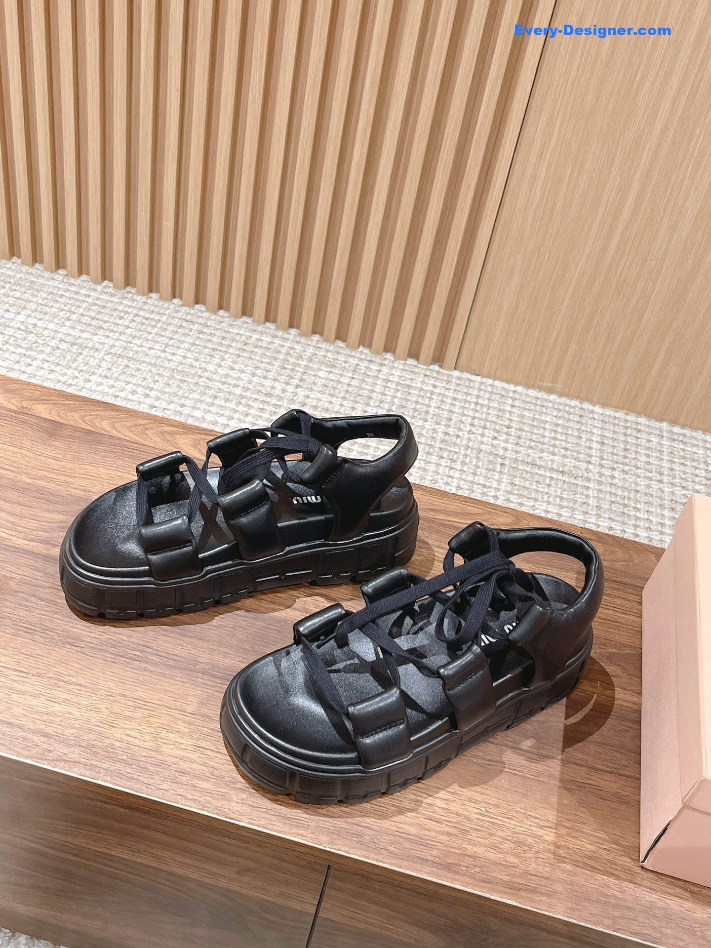 miumiu spring and summer new casual strappy sandals