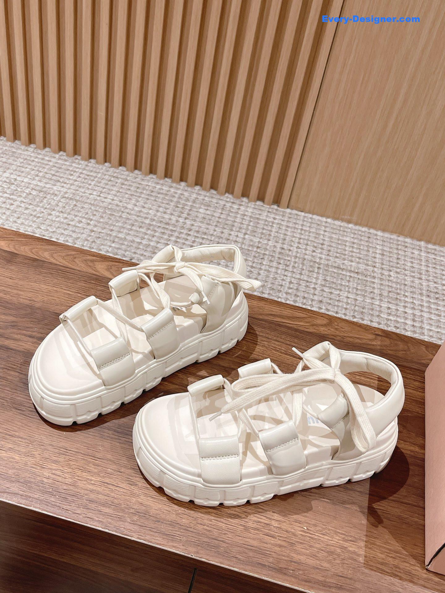 miumiu spring and summer new casual strappy sandals
