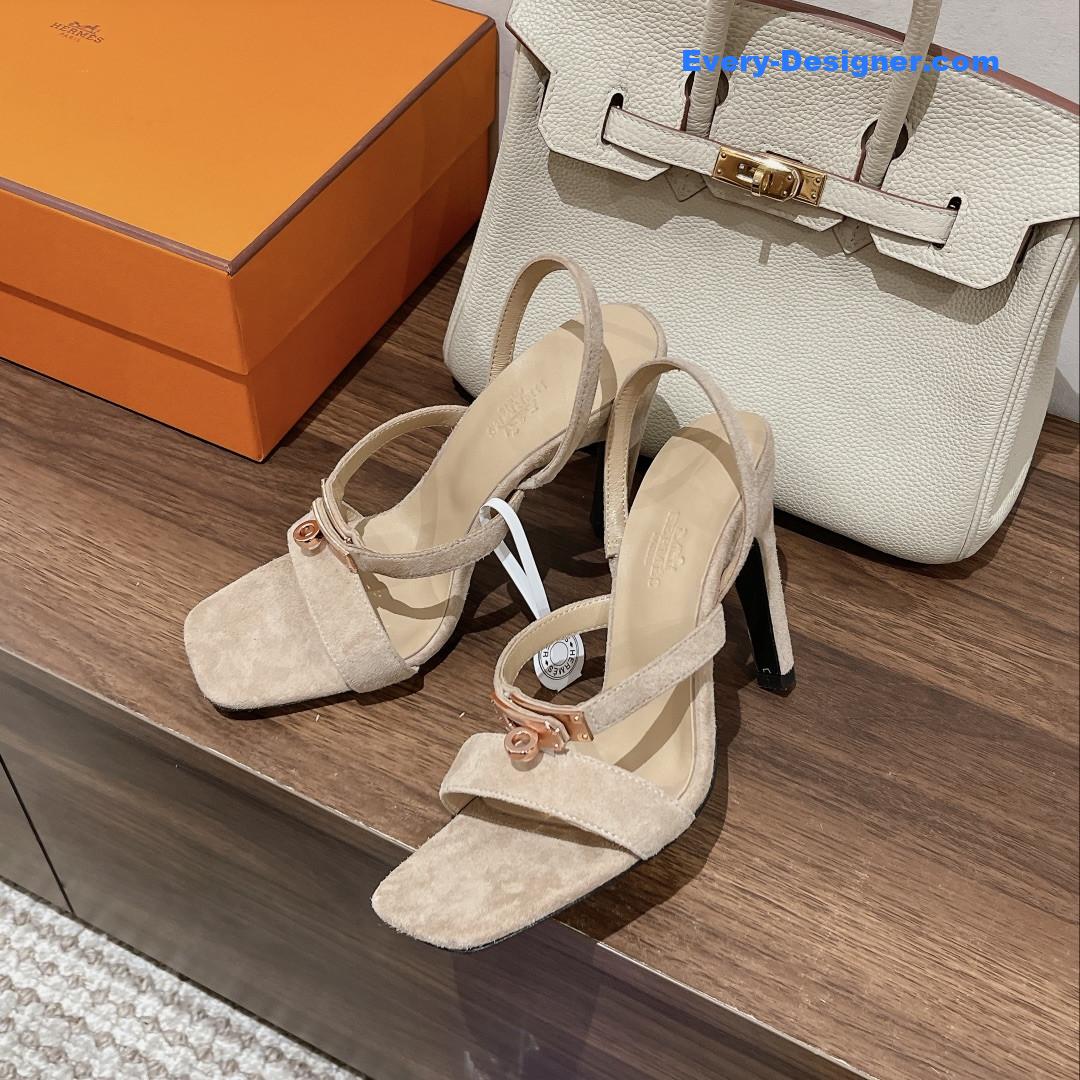 H**me5 fashion versatile sandals