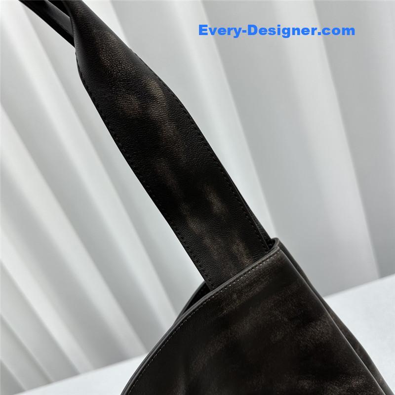 miumiu shoulder bag tote bag