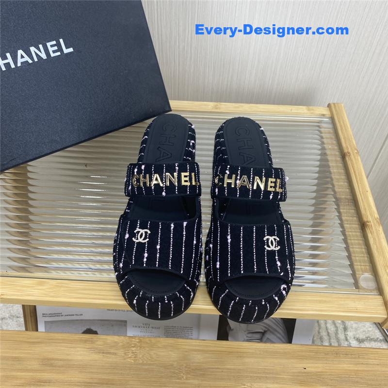 CC logo platform slippers