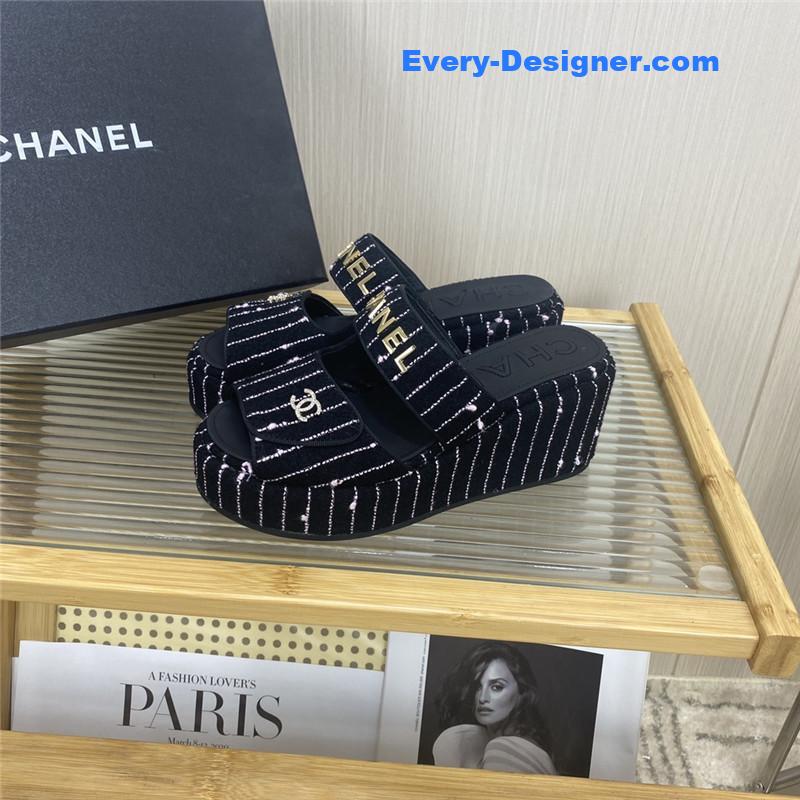 CC logo platform slippers