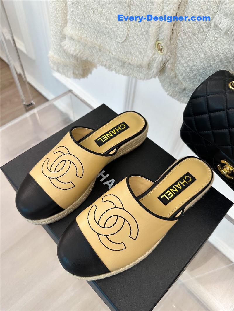 CC logo platform fisherman slippers
