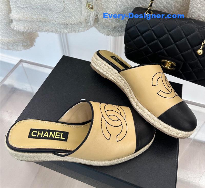 CC logo platform fisherman slippers