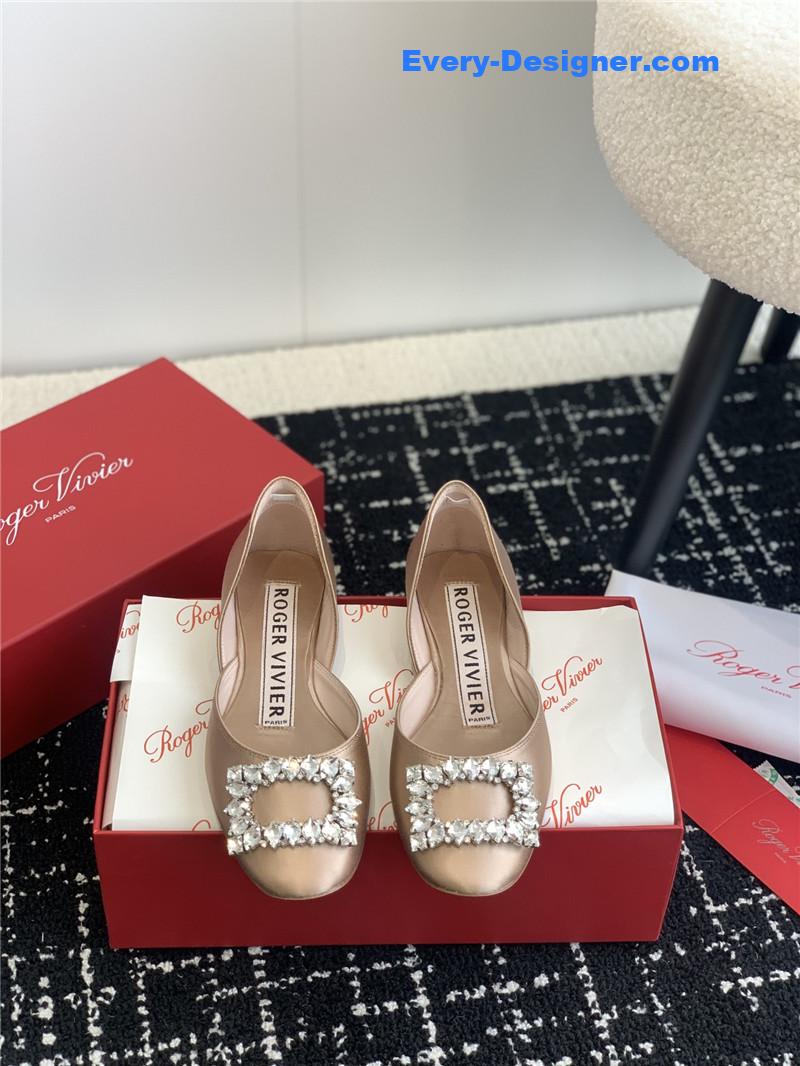 Roger vivier hollow silk satin diamond buckle flat shoes