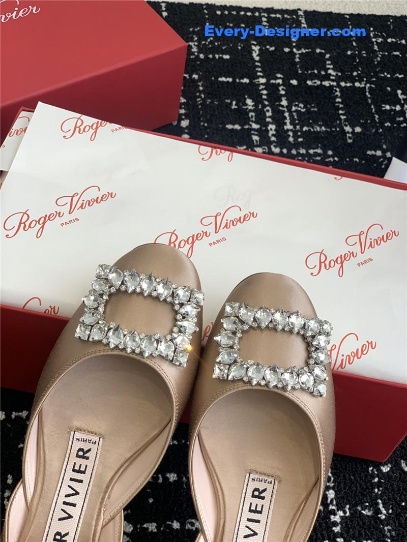 Roger vivier hollow silk satin diamond buckle flat shoes