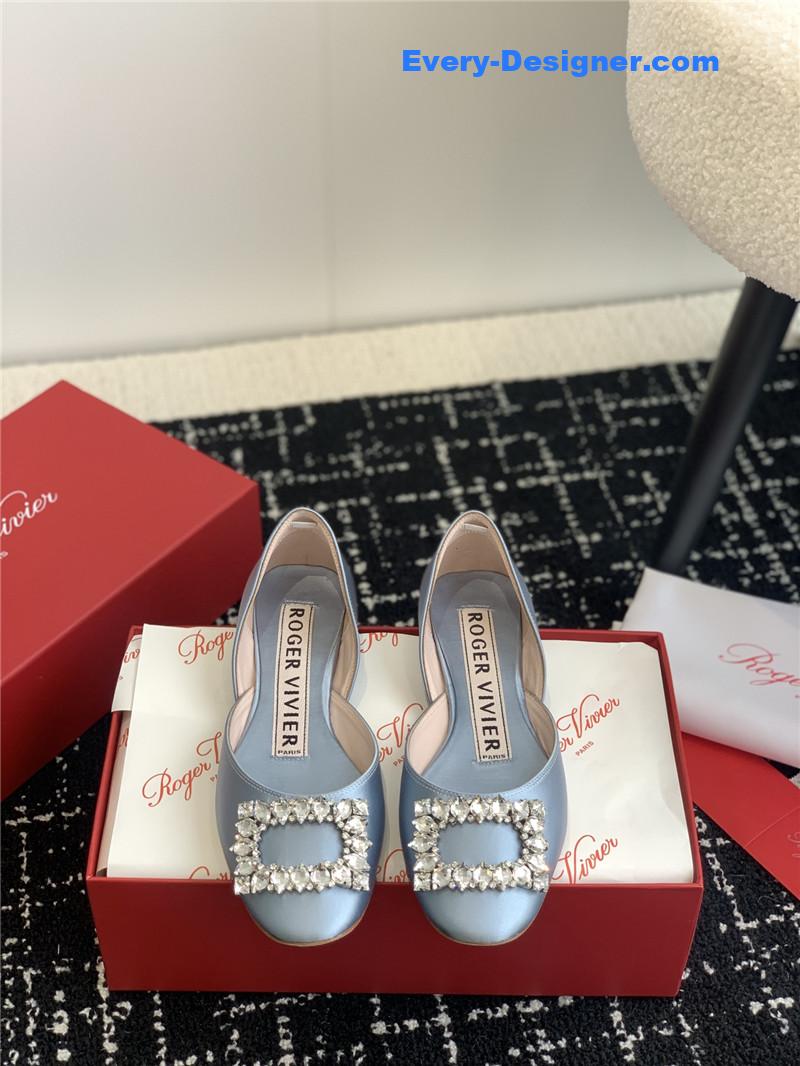 roger vivier hollow silk satin D1am0nd buckle flat shoes