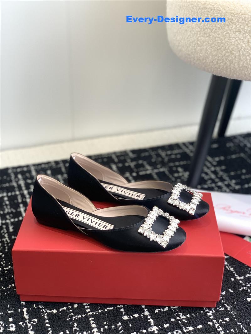 roger vivier hollow silk satin D1am0nd buckle flat shoes
