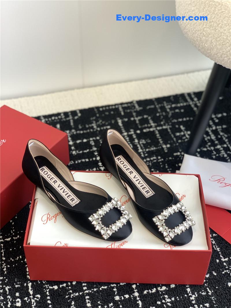 roger vivier hollow silk satin D1am0nd buckle flat shoes