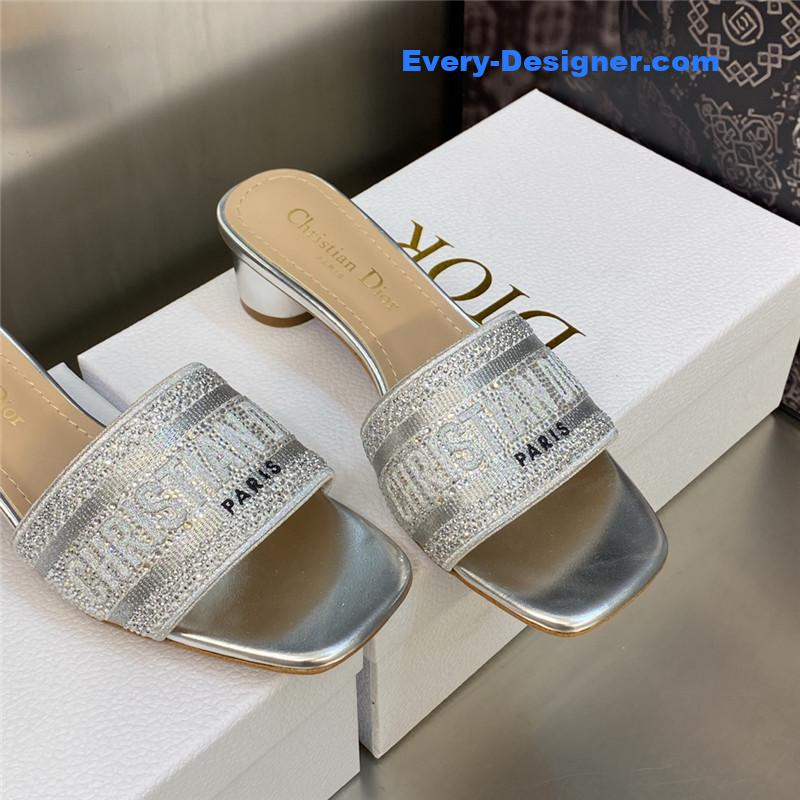 D10r new flip flops color matching women’s shoes