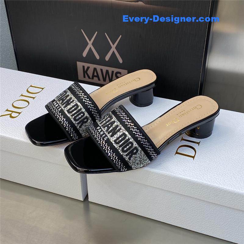 D10r new flip flops color matching women’s shoes