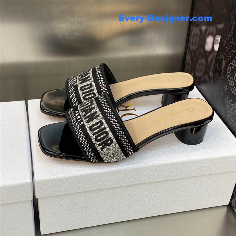 D10r new flip flops color matching women’s shoes