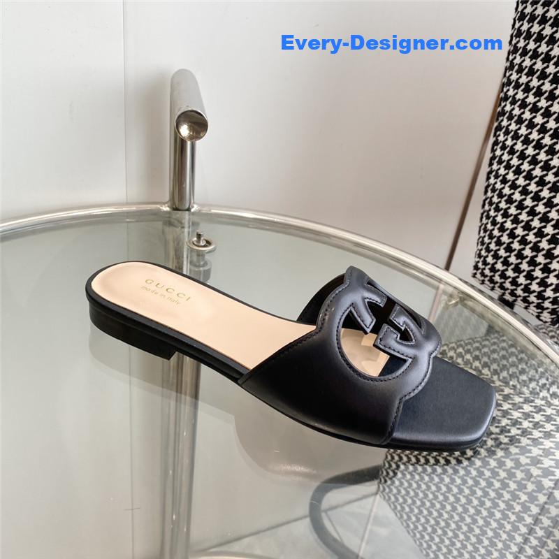 Gvc*1 interlocking gg cutout slides