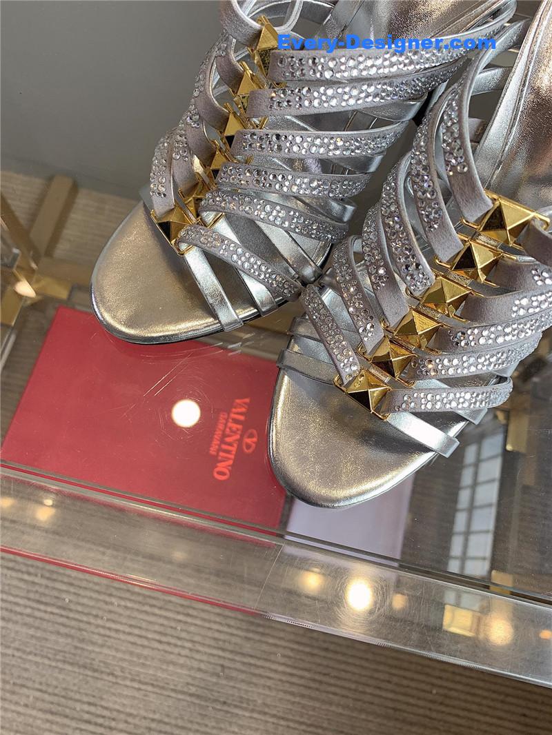 Va1e*ntin0 rhinestone high heel slippers