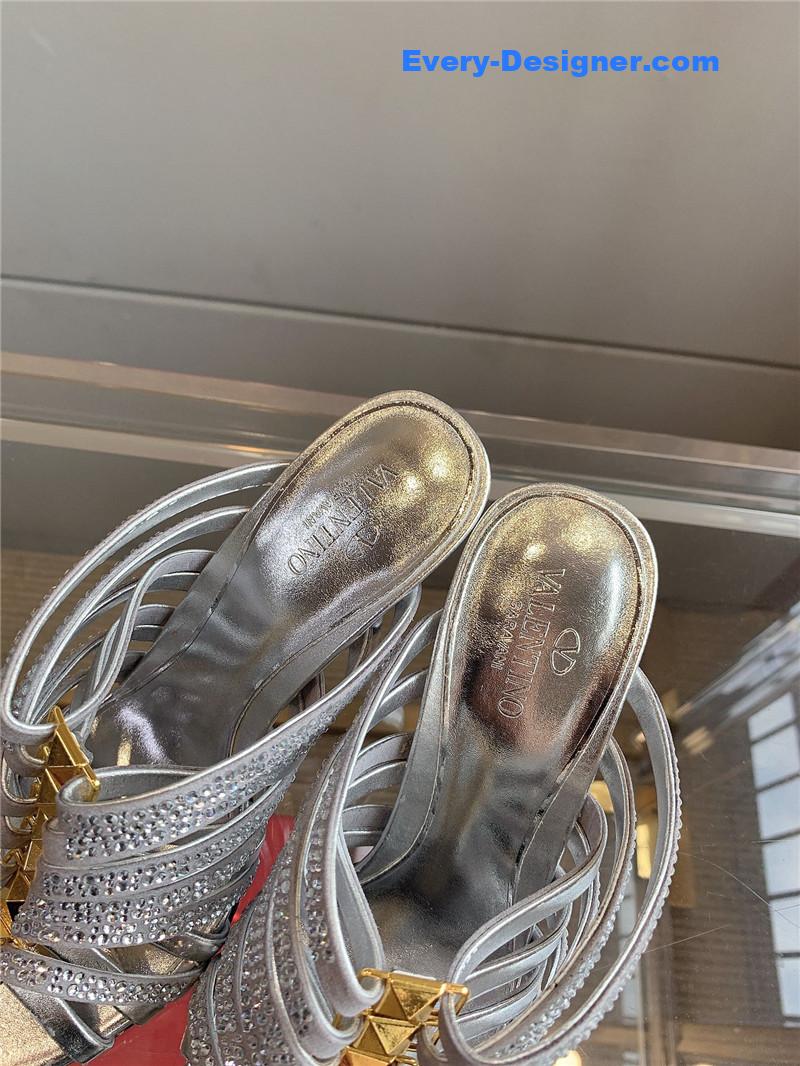Va1e*ntin0 rhinestone high heel slippers