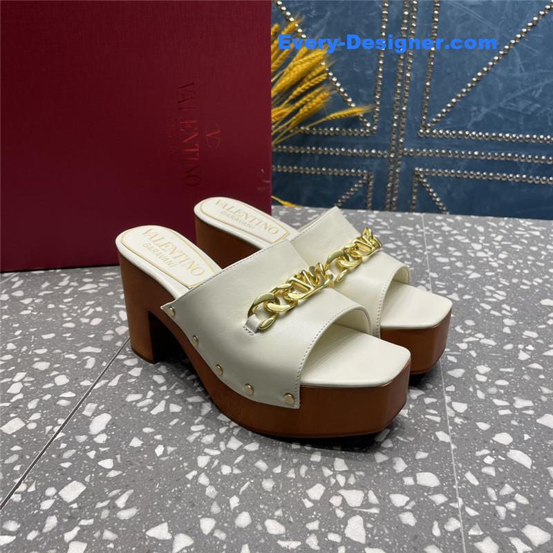 Va1e*ntin0 metal chain high heel sandals