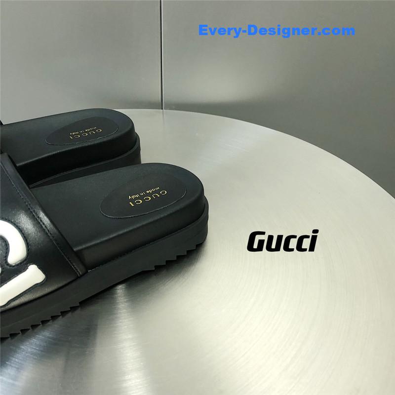 Gucci letter logo platform slippers