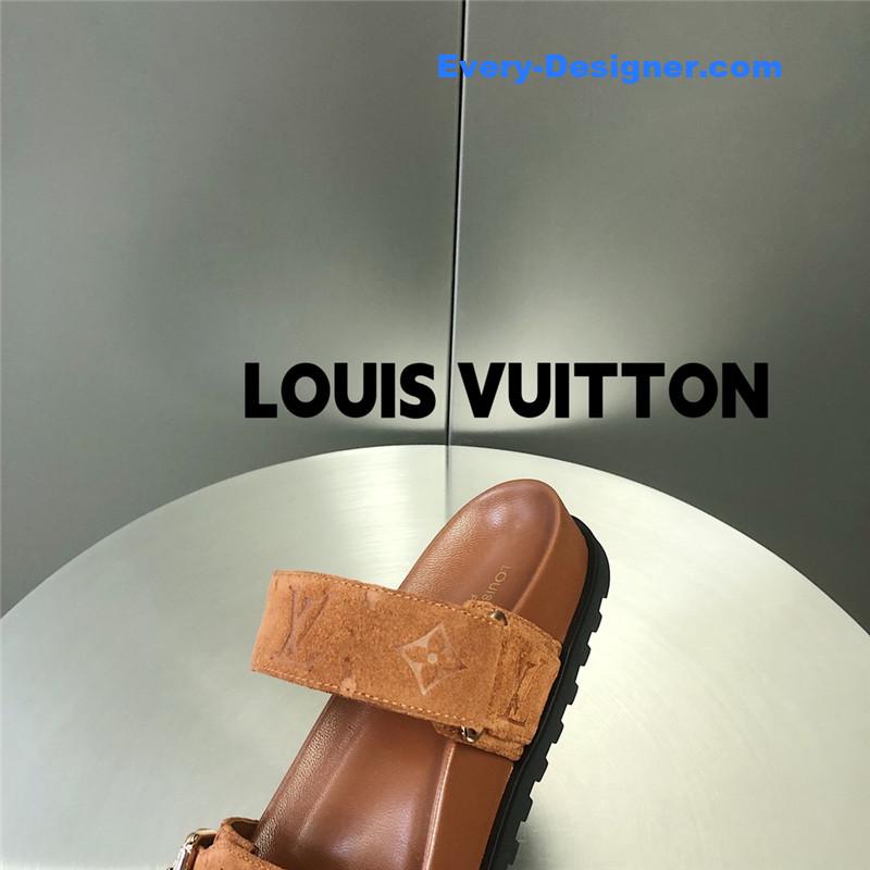l0vis Vvtt0n lv metal buckle logo platform slippers