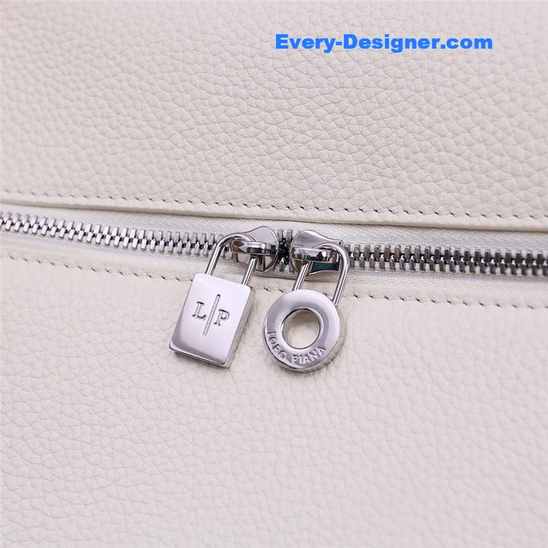 L0r0 P1ana extra pocket l19 pouch