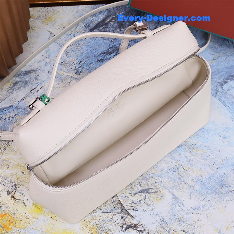 L0r0 P1ana extra pocket l19 pouch