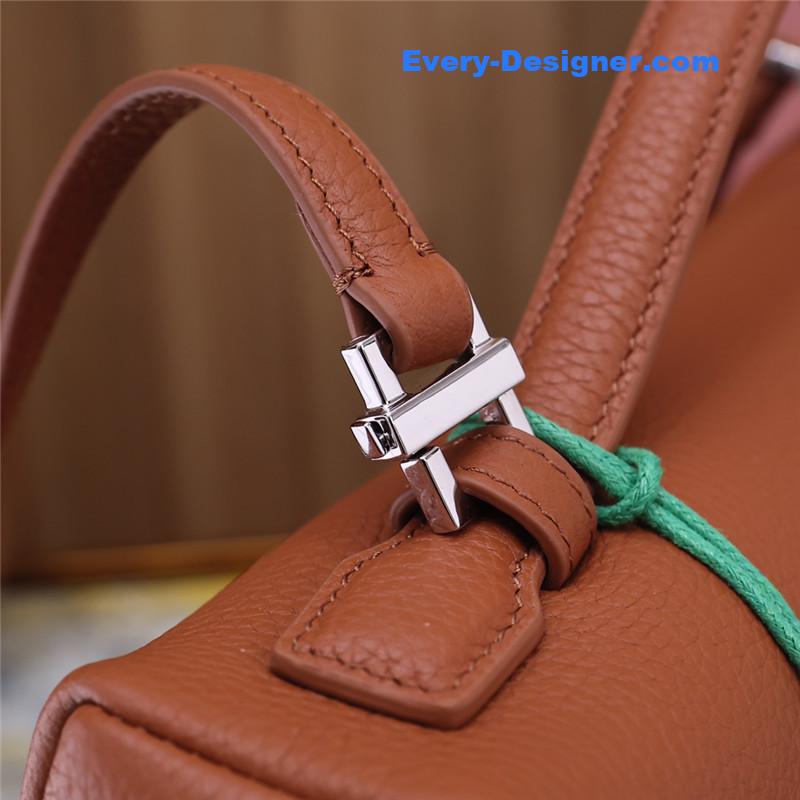 L0r0 P1ana extra pocket l19 pouch