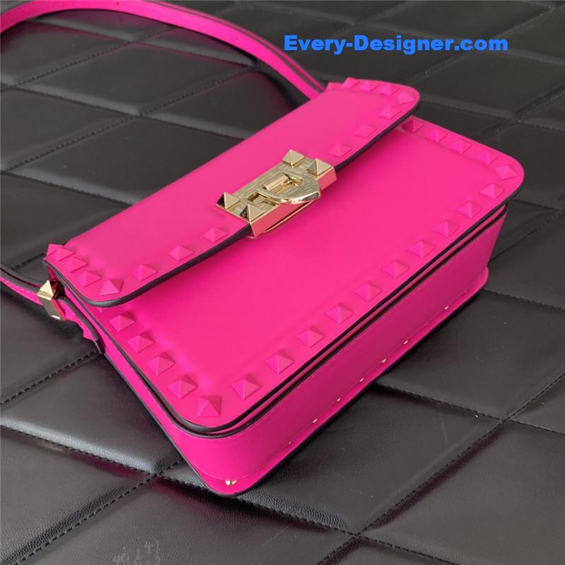 Va1e*ntin0 garavani rockstud23 small leather bag