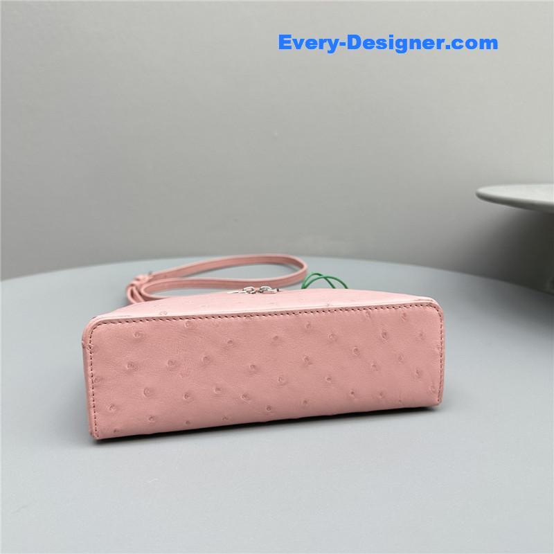 L0r0 P1ana extra pocket ostrich leather pouch