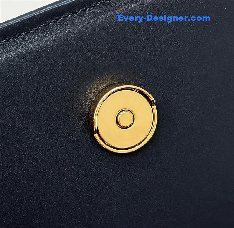 F**di women’s pink c’mon small bag