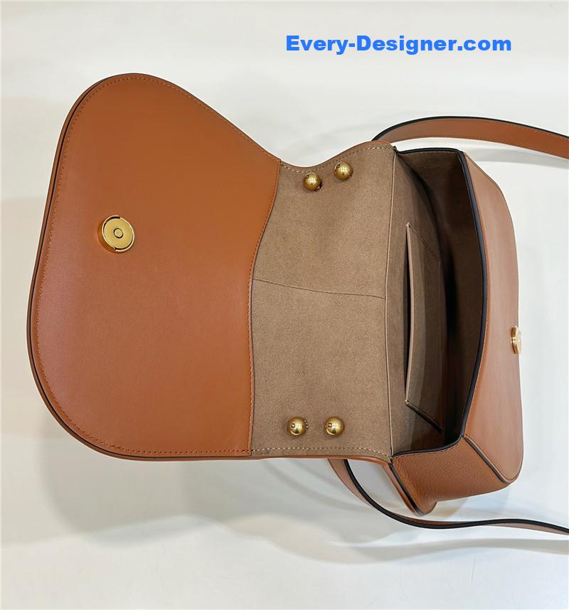 F**di women’s pink c’mon small bag