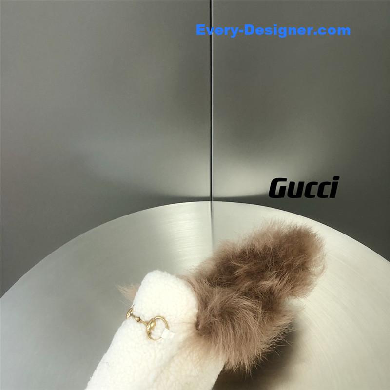Gvc*1 fur slippers