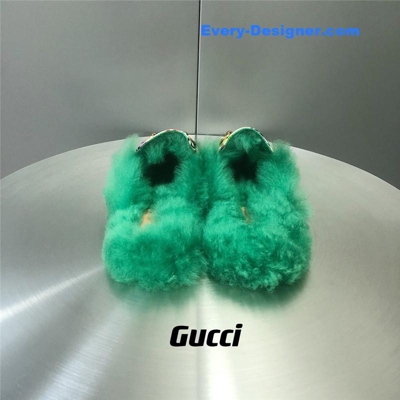 Gvc*1 fur slippers