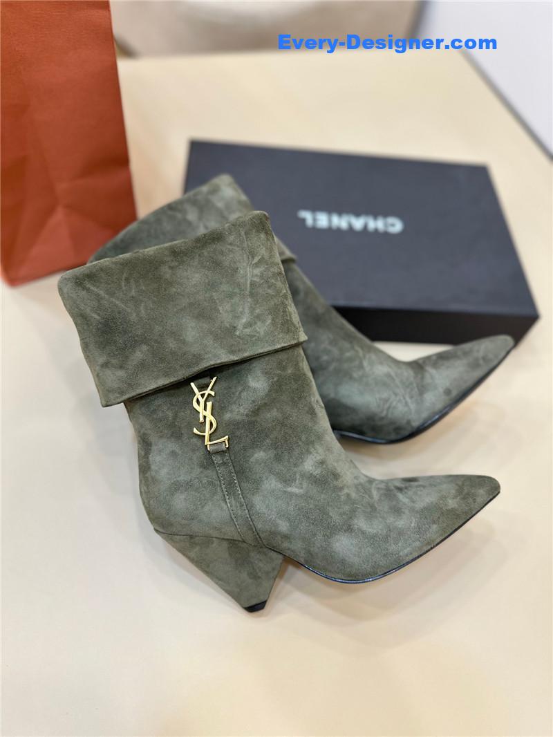 Y51 pointed toe suede ankle boots