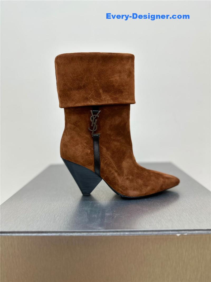 Y51 pointed toe suede ankle boots
