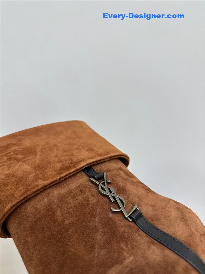 Y51 pointed toe suede ankle boots