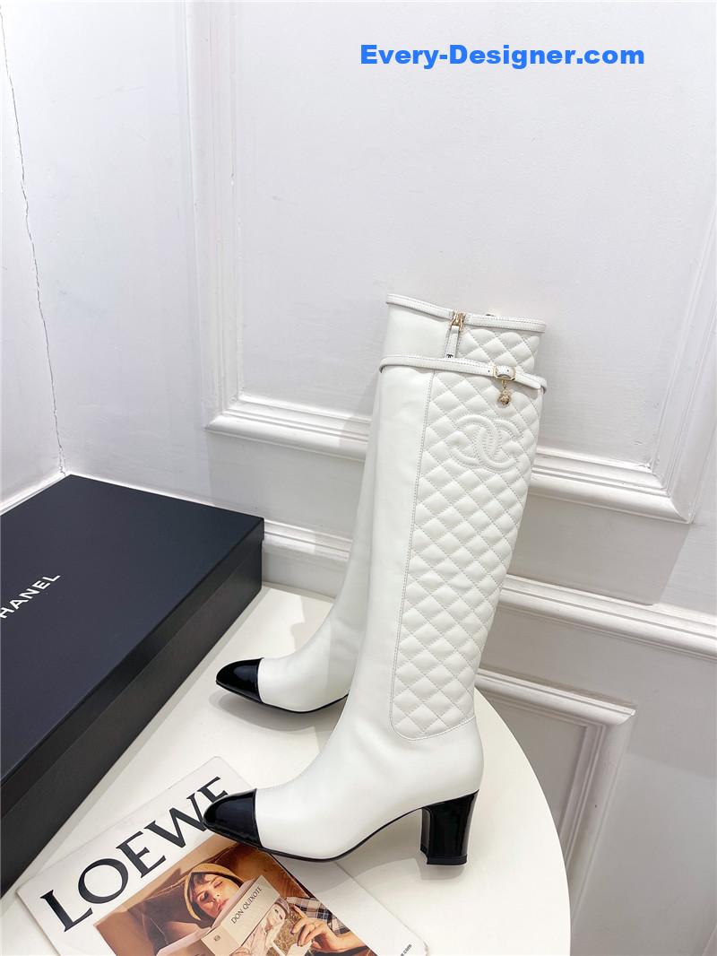 CC classic embroidered chunky heel boots