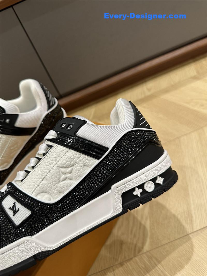 l0vis Vvtt0n lv  trainer sneakers